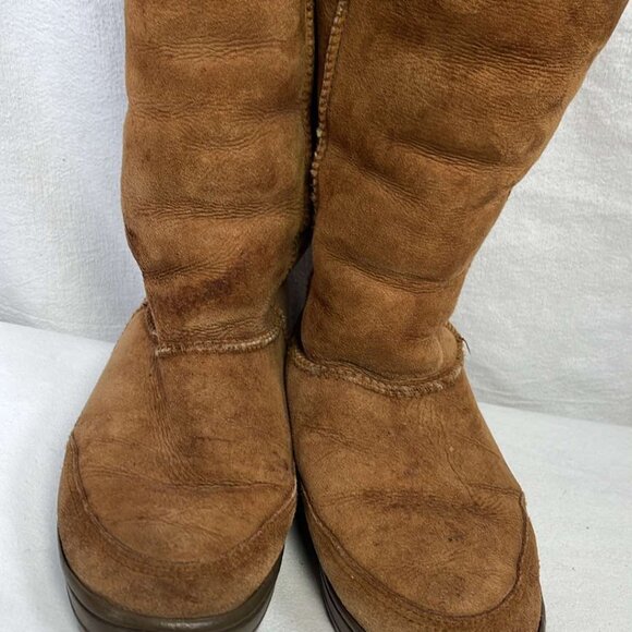 UGG Classic Tall Embroidered Chestnut Boots SZ 9(?)  Boho Festival Hippie Y2K - Picture 1 of 11